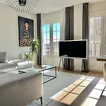 Acariciando La Catedral By Apartamentoscatedralcamino アパート Burgo
