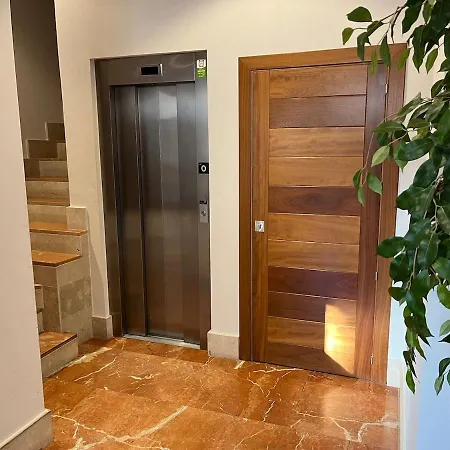 Acariciando La Catedral By Apartamentoscatedralcamino شقة *