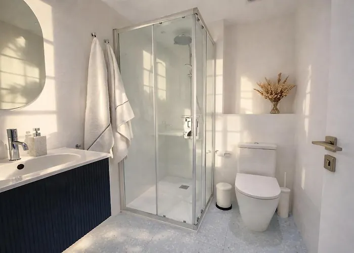 Acariciando La Catedral By Apartamentoscatedralcamino *